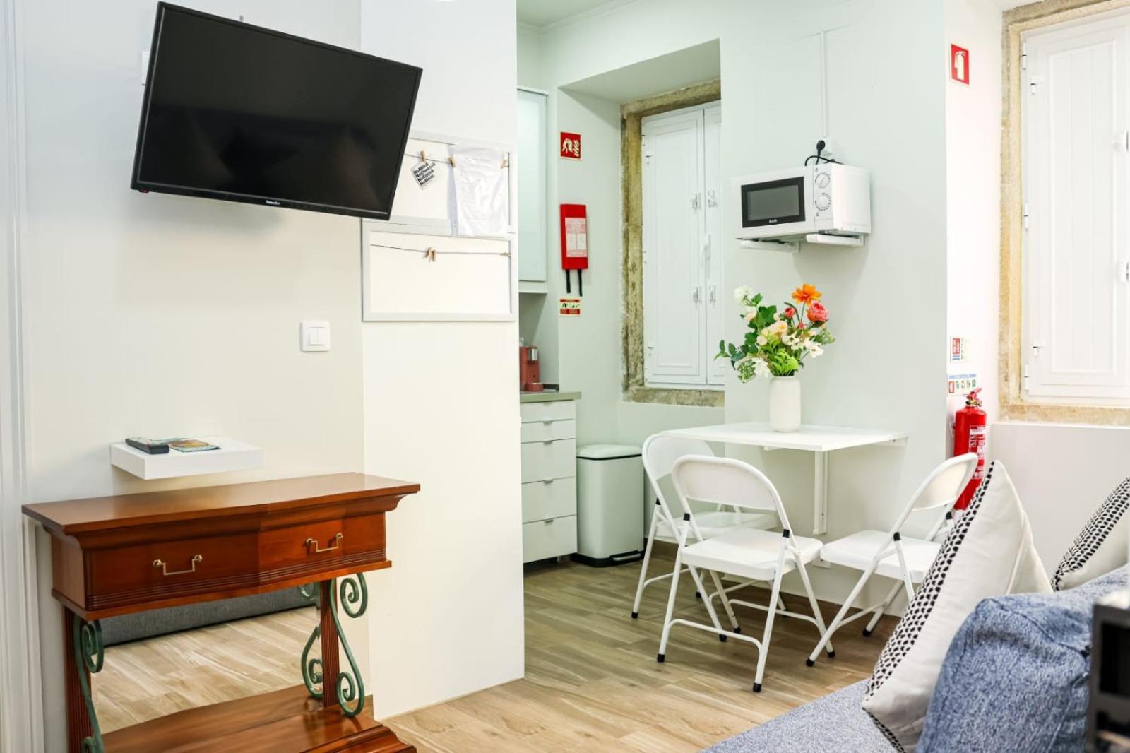 Residencia Queiros - Apartamento T1 Лиссабон Экстерьер фото